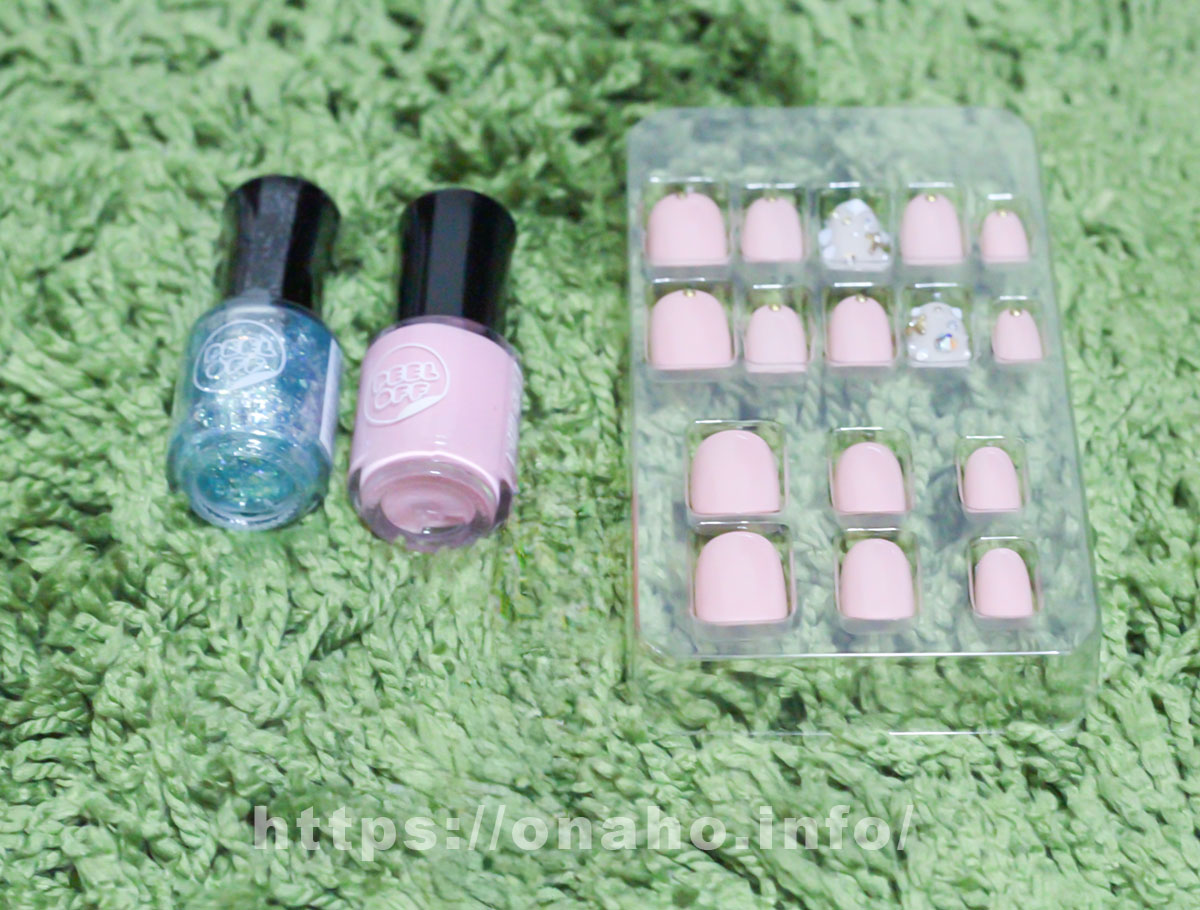 楽天市場のネットショップでこっそりと、つけ爪を購入