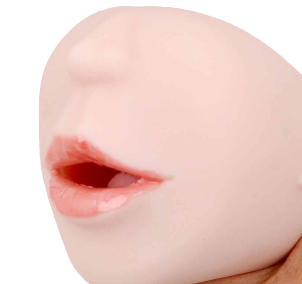 真実の口に口紅カスタムした様子